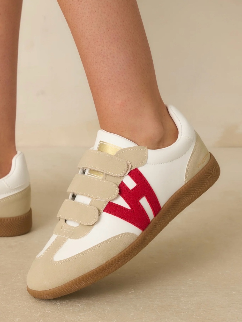 Vintage Havana Pace 4 Red Sneakers - Picture 2 of 9